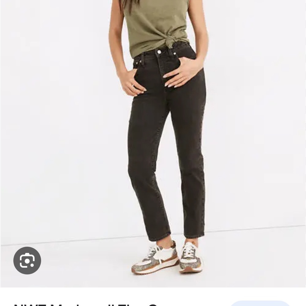 Super cute Madewell Curvy perfect vintage jeans.